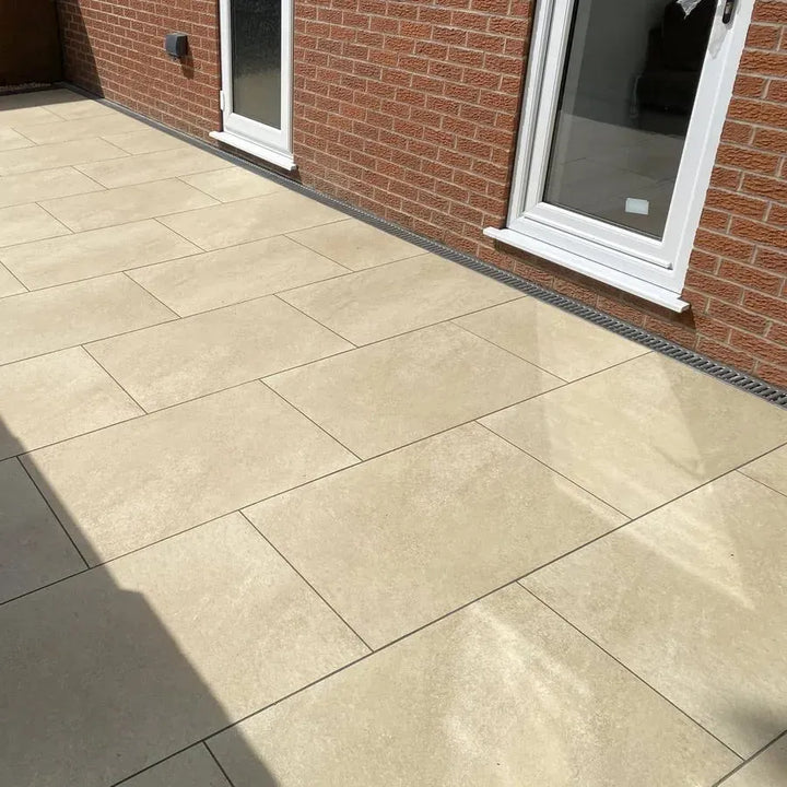 hammerstone beige porcelain paving