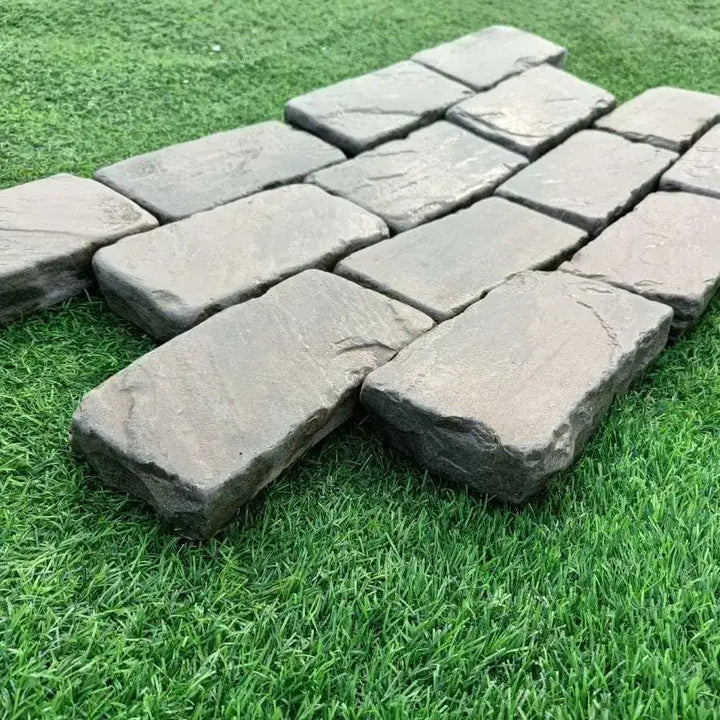 tumbled Kandla grey sandstone cobble setts